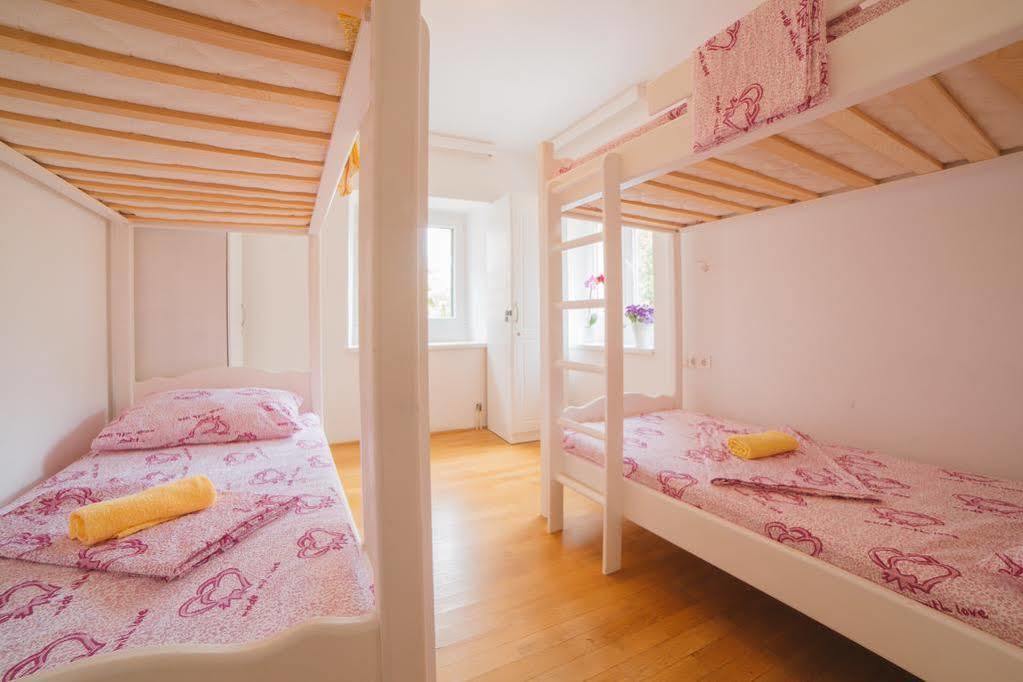 Cheap Sleep Marinero (Adults Only) Hostel ฮวาร์ ภายนอก รูปภาพ